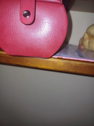 Joyero rojo circular