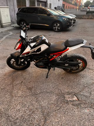 KTM Duke 125 2019 - 30.000 km