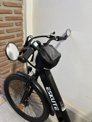 Bicicleta Eléctrica ESKUTE sin usar