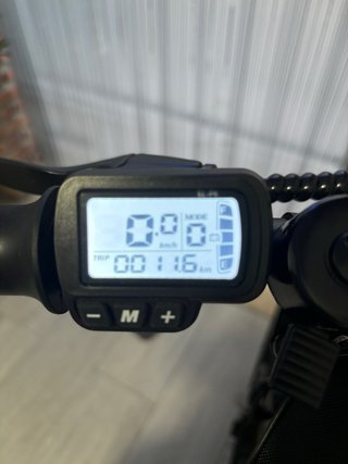 Bicicleta Eléctrica ESKUTE sin usar