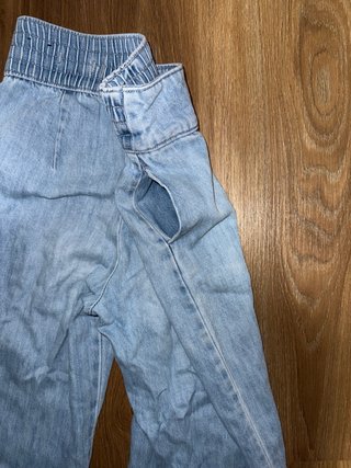 Pantalón vaquero ancho talla XS