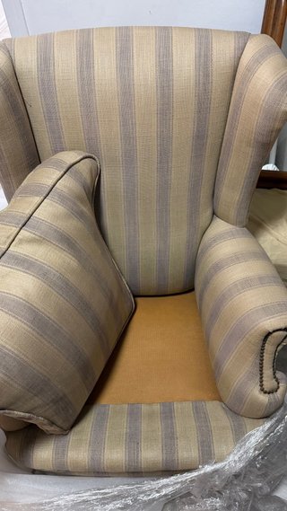 Sillón vintage tapizado beige y marrón