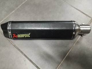 Ponteira Akrapovic Carbono Universal