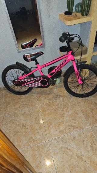 Bicicleta rosa XT18 para 10-11 años
