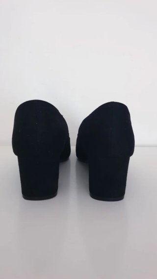 TACONES NEGROS "GRACELAND"