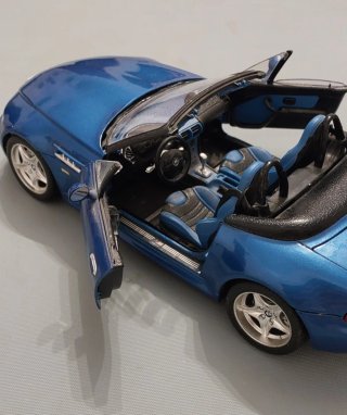 BMW M Roadster 1996 Burago 1/18