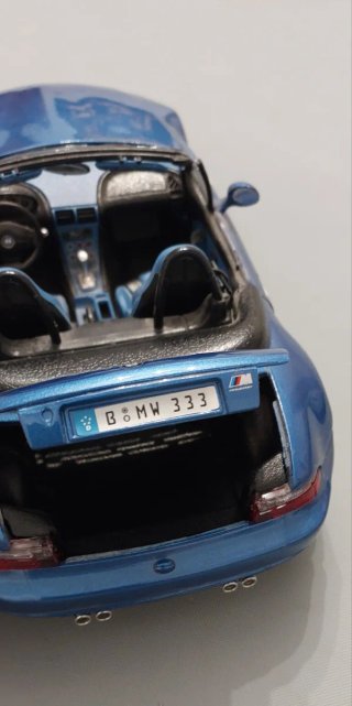 BMW M Roadster 1996 Burago 1/18