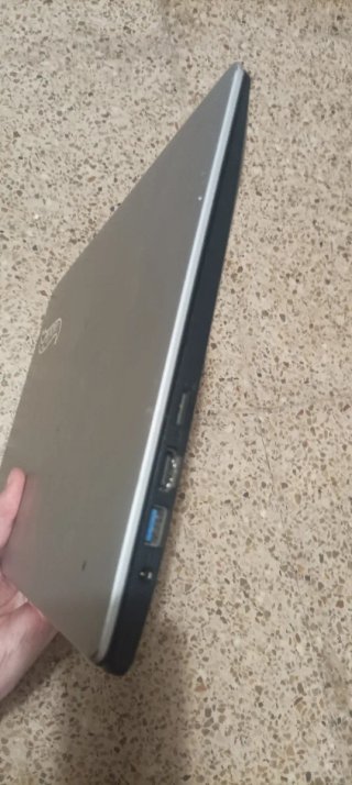 Portátil Lenovo Plata