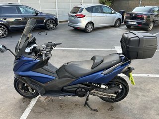 Kymco Ak 550 Maxi Scooter Azul