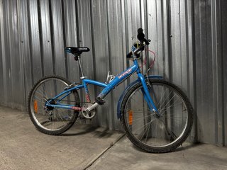 Bicicleta Decathlon 24 Azul