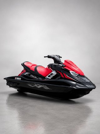 Moto de agua Yamaha FX negra y roja