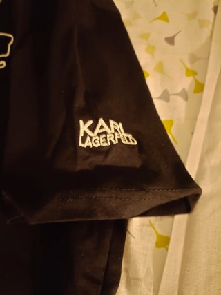 Camiseta Karl Lagerfeld Negra Bordada