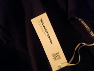 Camiseta Karl Lagerfeld Negra Bordada