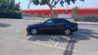 Mercedes-Benz 220 2001
