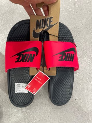 Chanclas Nike Benassi JDI Negro Blanco