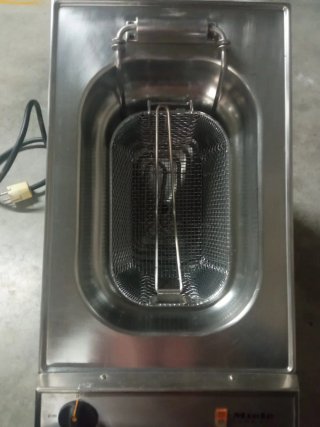 Fritadeira de Encastre Miele CombiSet ProLine