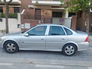 Opel Vectra 2000