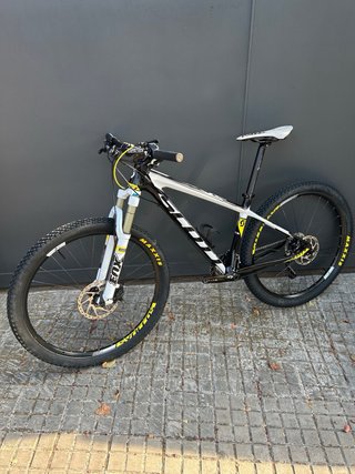 Scott Scale 720 Carbono - Horquilla Fox - Talla S