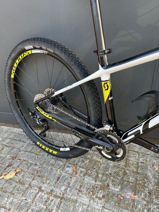 Scott Scale 720 Carbono - Horquilla Fox - Talla S