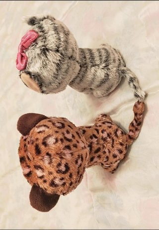 Lote 3 peluches oso, gato y leopardo