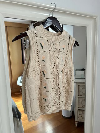 Chaleco Zara punto bordado