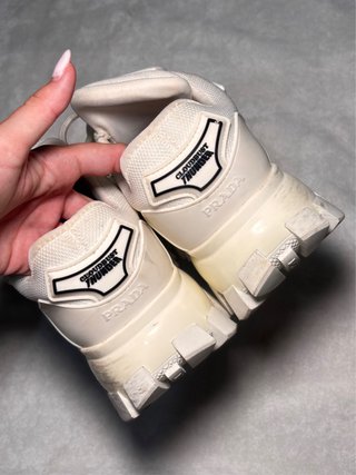 Zapatillas Prada Cloudbust Blancas