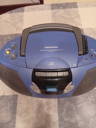 Radio CD Cassette Grundig RR 300