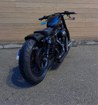 Harley-Davidson Sportster Negra