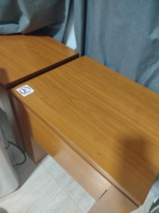 Cabecero de cama, mesitas de noche, mueble, espejo