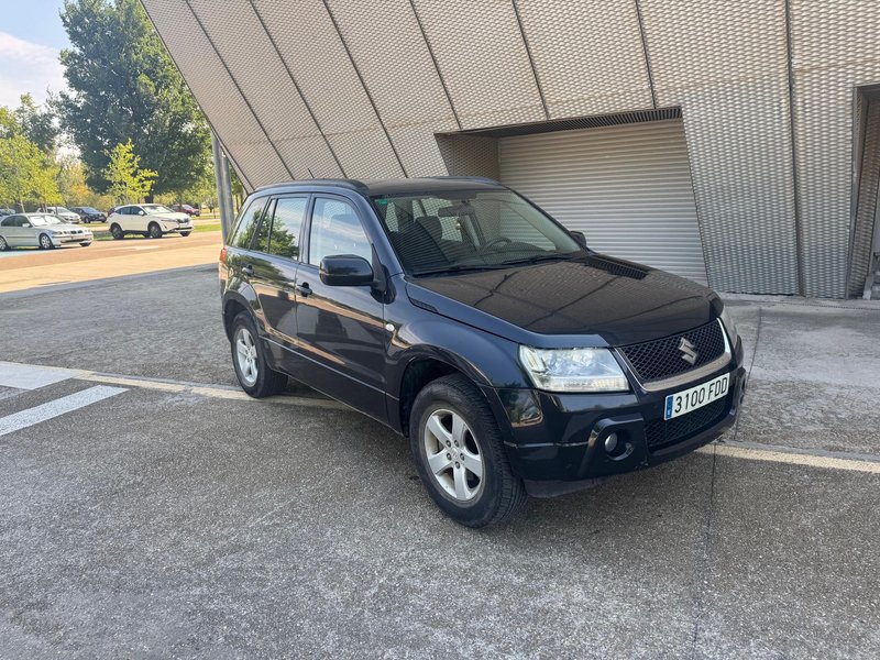 Suzuki Grand Vitara 2006 - foto 1