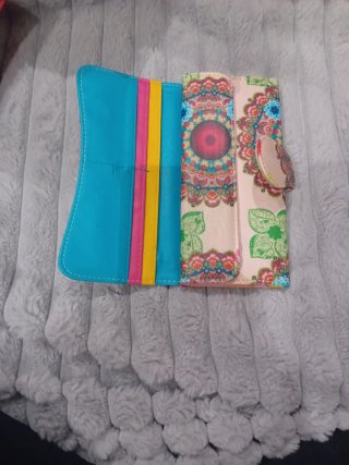 Carteras de mujer, roja y multicolor