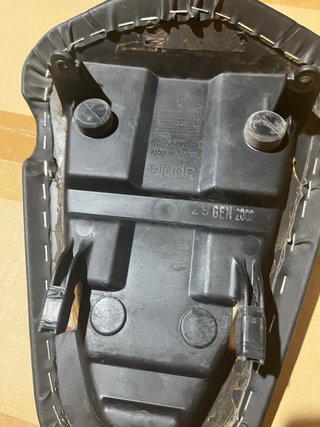 Asiento pasajero Aprilia RS 125 (2007)