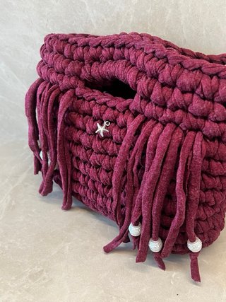 Bolso crochet granate flecos