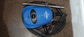 Aspiradora LG 1400W Azul