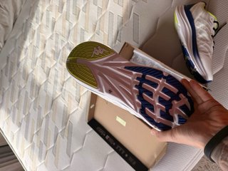Zapatillas Kappa Blancas y Azules