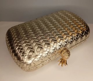 Bolso fiesta piel trenzada cierre piña