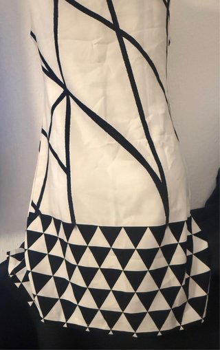 Vestido de verano con flores y estampado