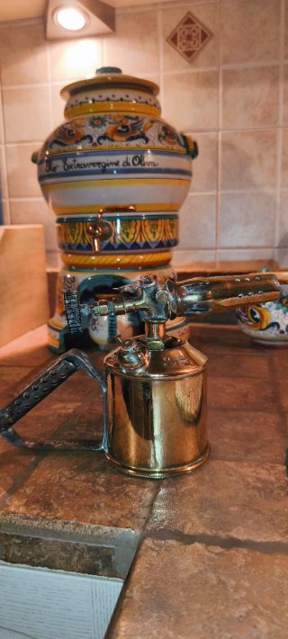 Cannello a pressione vintage Max Sievert
