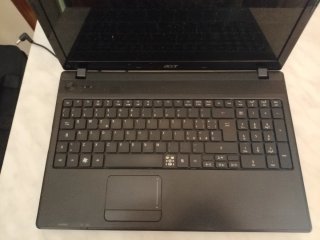 2 PC portatili Acer rotti