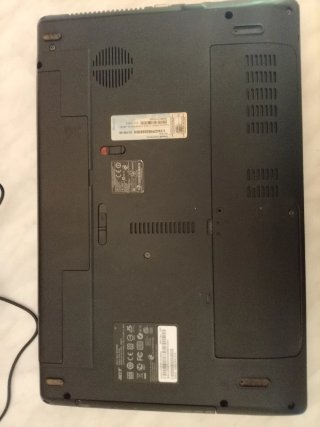 2 PC portatili Acer rotti