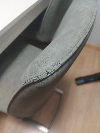 Mesa extensible Ikea con sillas