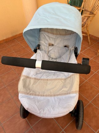 Cochecito de bebé Multiposición 6 meses de uso