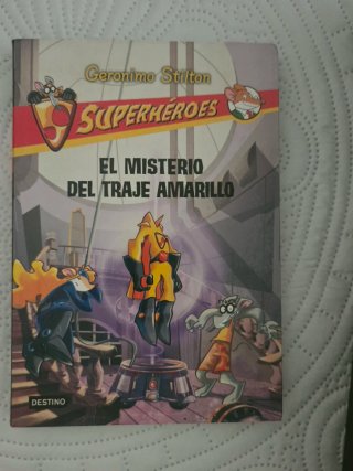 Libro EL MISERIO DEL TRAJE AMARILLO.
