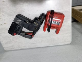 Taladro Wurth con cargador y batería