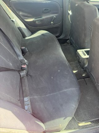 Mitsubishi Carisma 2000
