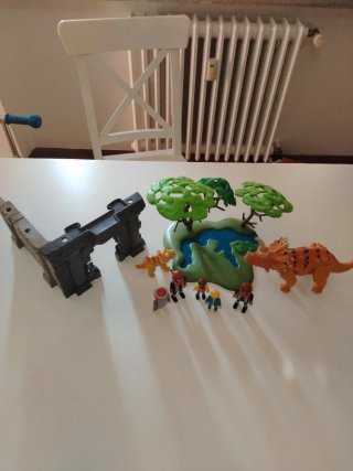 Playmobil Dinosauro e Personaggi