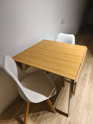 Mesa plegable IKEA bambú + 2 sillas