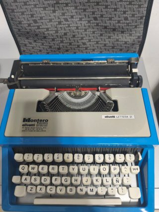 Olivetti Lettera 31 Máquina de Escribir Azul