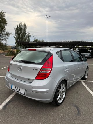 Hyundai i30 1.6 CRDi VGT 115 Style Sport