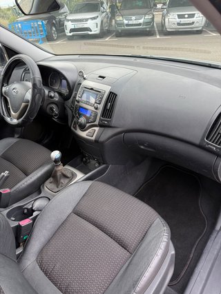 Hyundai i30 1.6 CRDi VGT 115 Style Sport